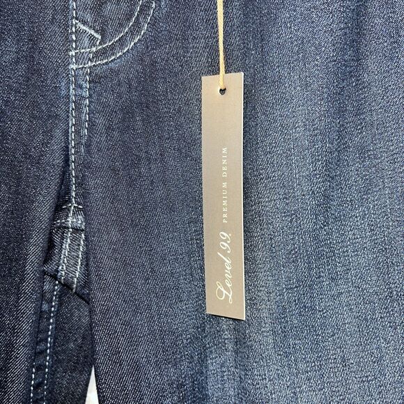 Level 99 Women's Jeans Crop Dark Blue Size 25 NWT - Picture 2 of 8